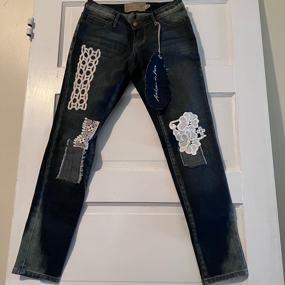 Artisan de Luxe x Free People Distressed Lace Patch Skinny Denim 26 2 NWT - Picture 1 of 9